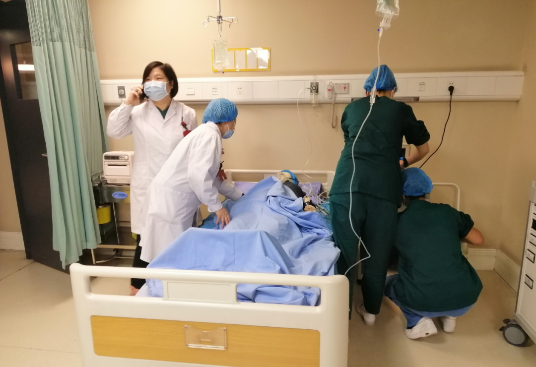 生死时速重庆北部妇产医院开展突袭式仿真急救演练提升实战能力