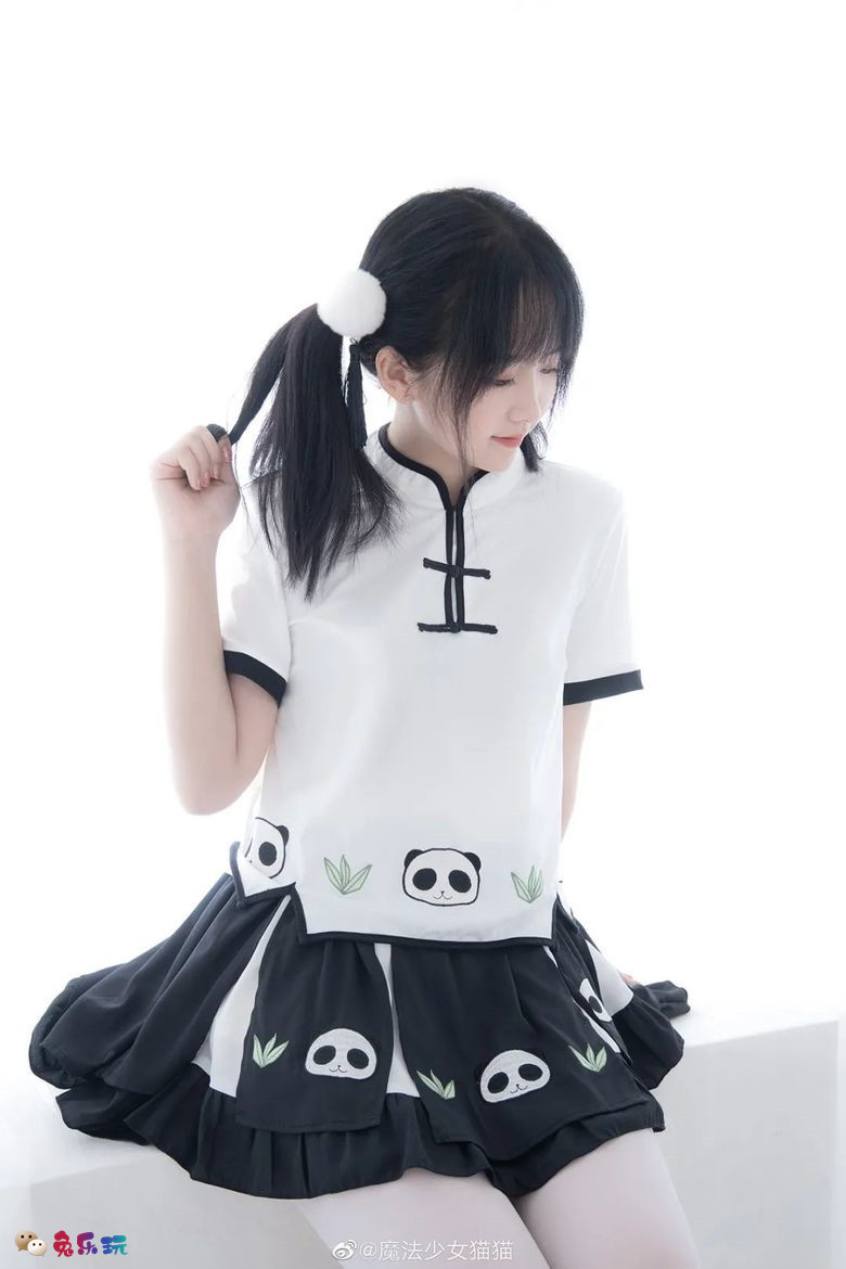 魔法少女猫猫丨可爱的熊猫MM