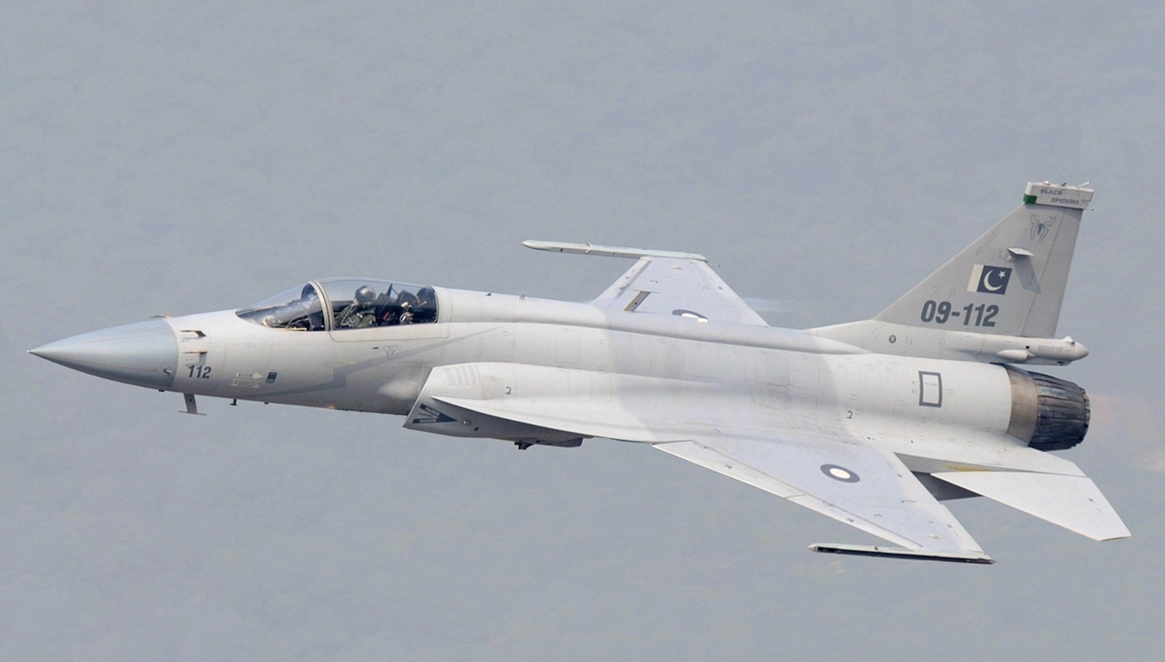 China and Pakistan jointly built Xiaolong 3 fighter planes, and the ...