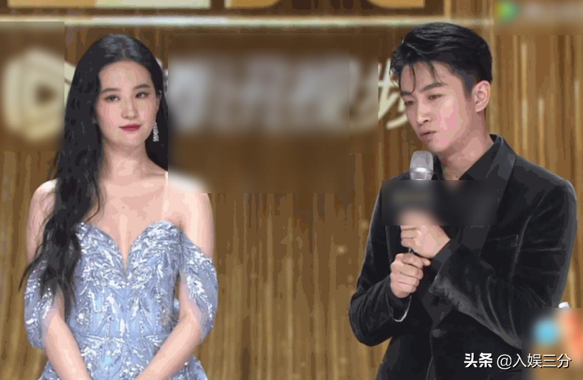 The screen CP started walking on the red carpet, avoiding Ju Jingyi ...