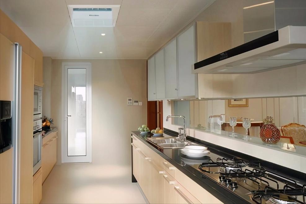 Can the air conditioner be used in the kitchen and bathroom?What needs