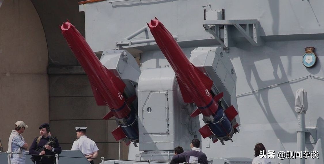 Why did the Type 051S destroyer pass by the Sea Javelin missile?Finally