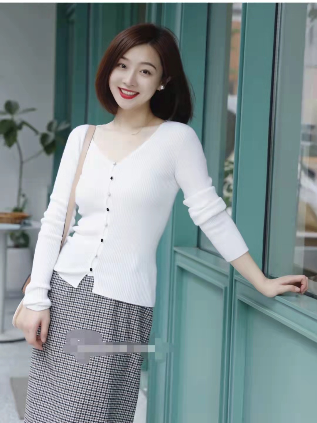 How to match skirts with tops and look stylish iNEWS