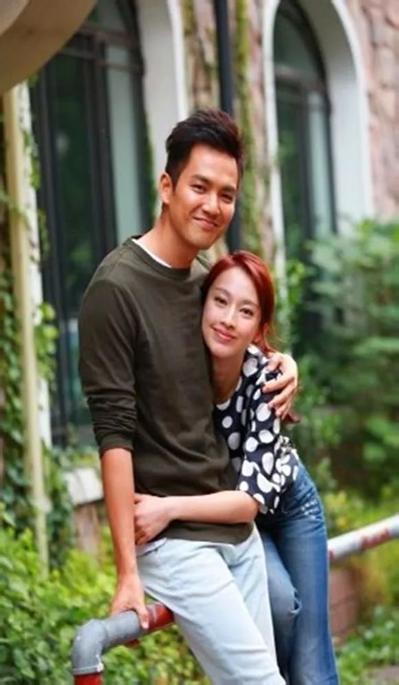 Zhong Hanliang's lowkey hidden marriage for 7 years, his wife's