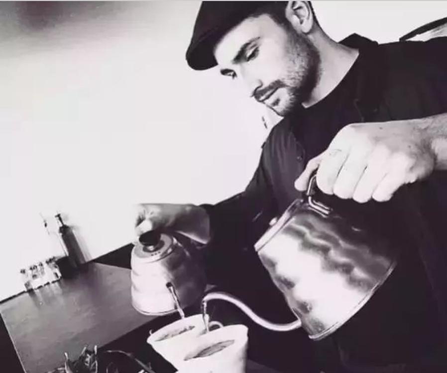 Answer the questions of the fitness party, can you drink coffee after