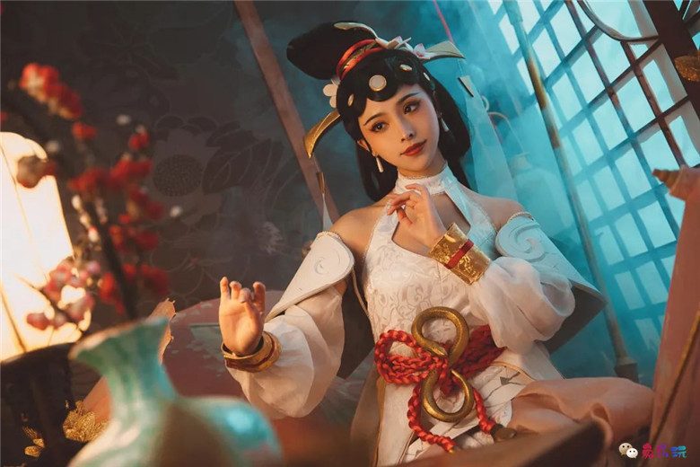 一小枝枝枝枝丨王者荣耀·大乔白蛇