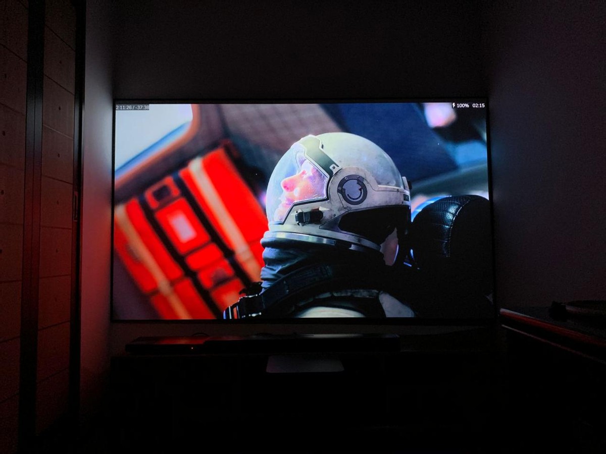 What cables do I need to install for home improvement projectors?How is