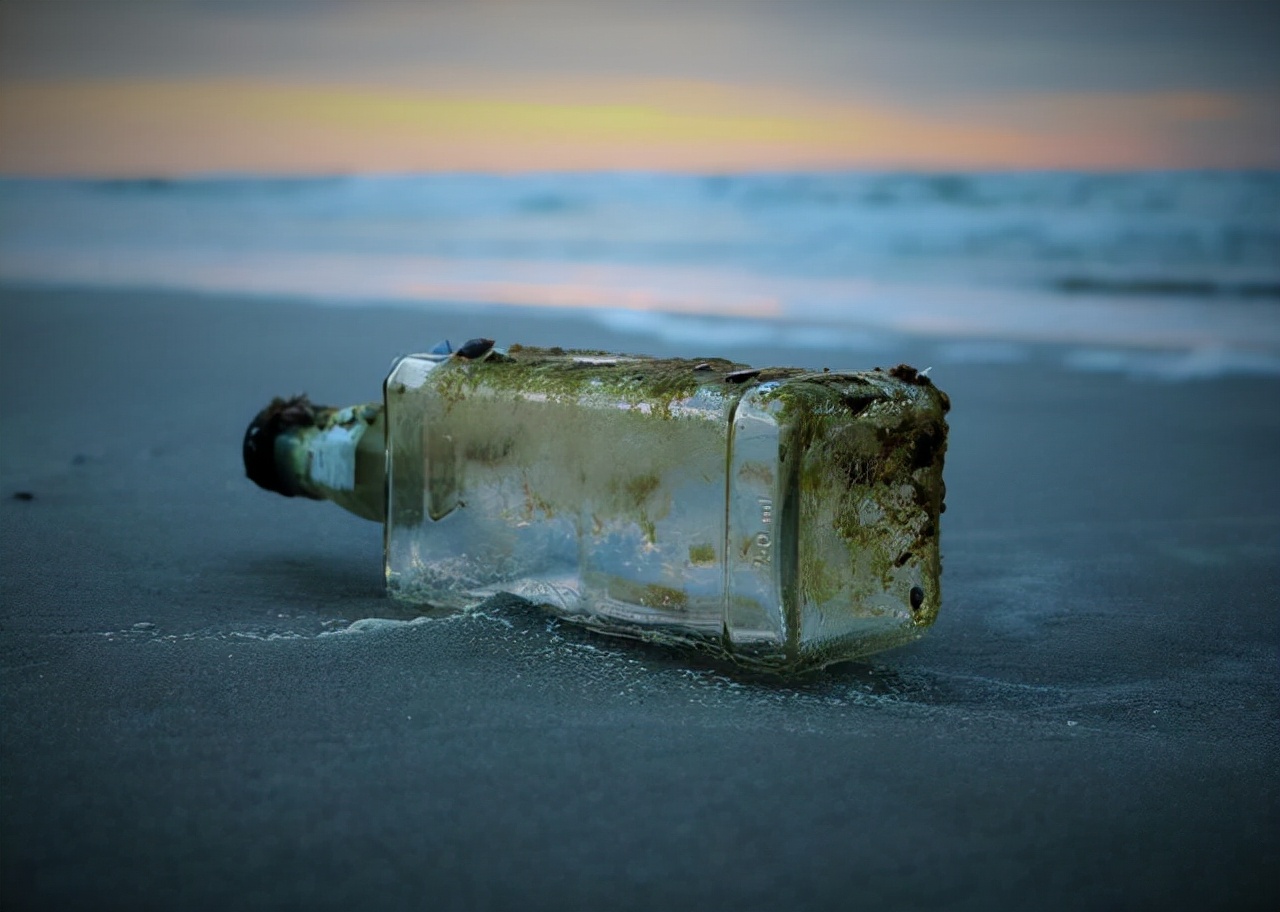 How long can glass bottles exist in nature?When will the stability of