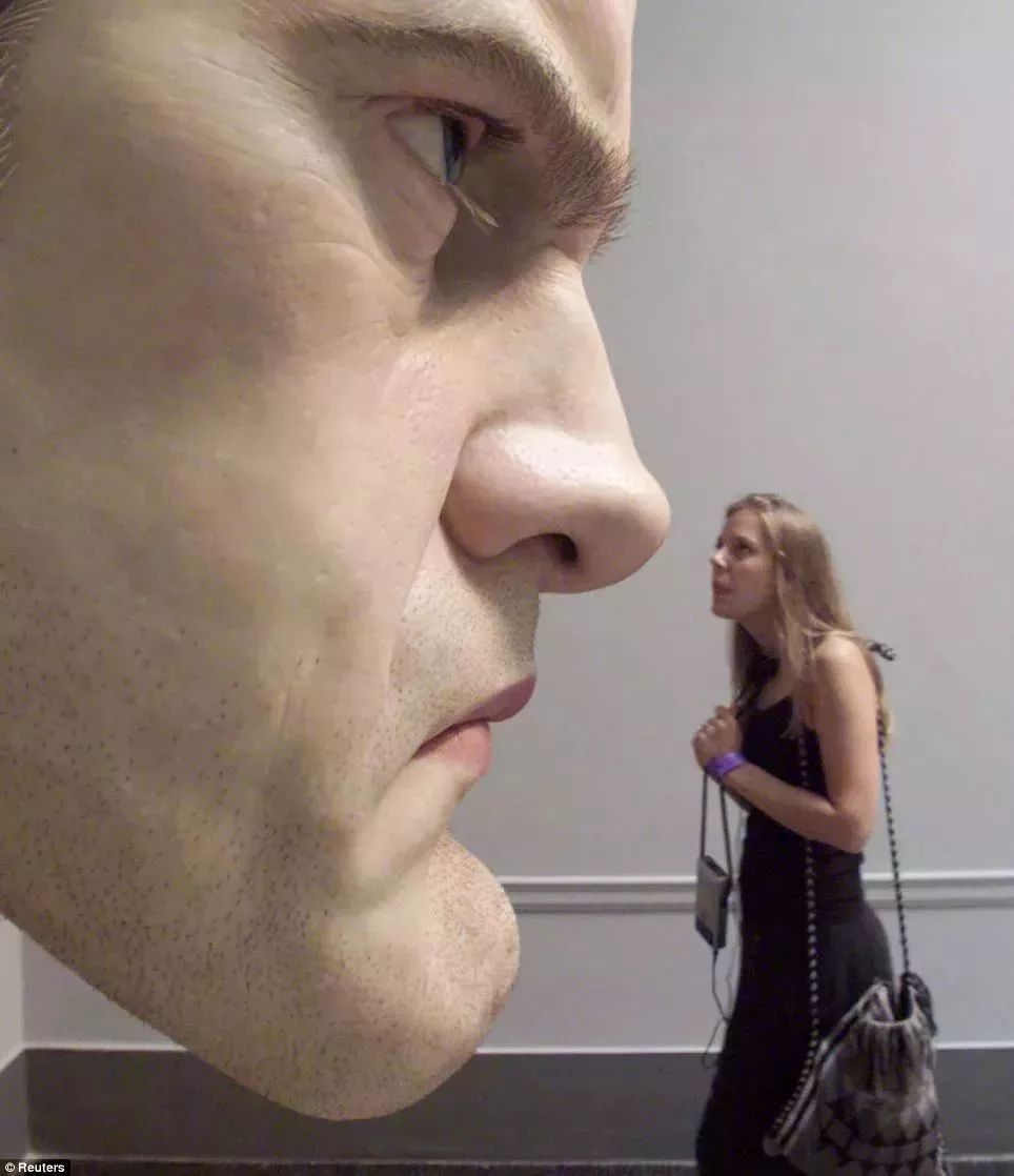 Mook Body Part Appreciation of realistic human body by surrealist sculptor Jean Mook ...