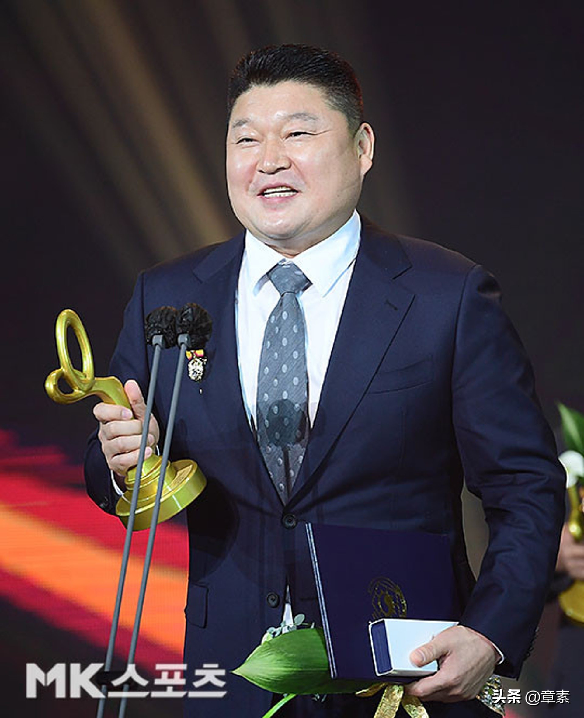 Bullying, tax evasion, sex scandals, superstars are imprisoned, and the