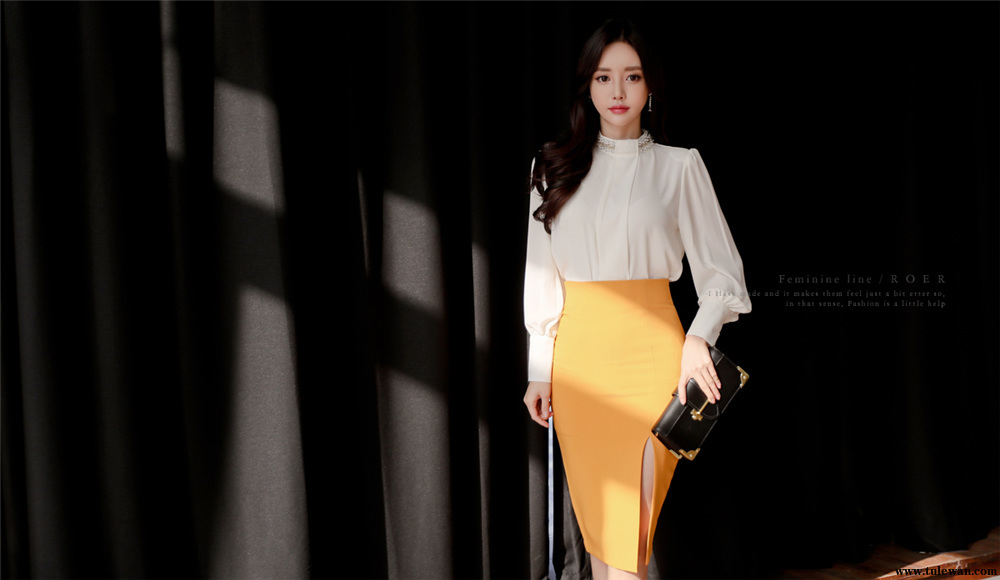 孙允珠丨费加罗白雪北欧宫廷高雅衬衫