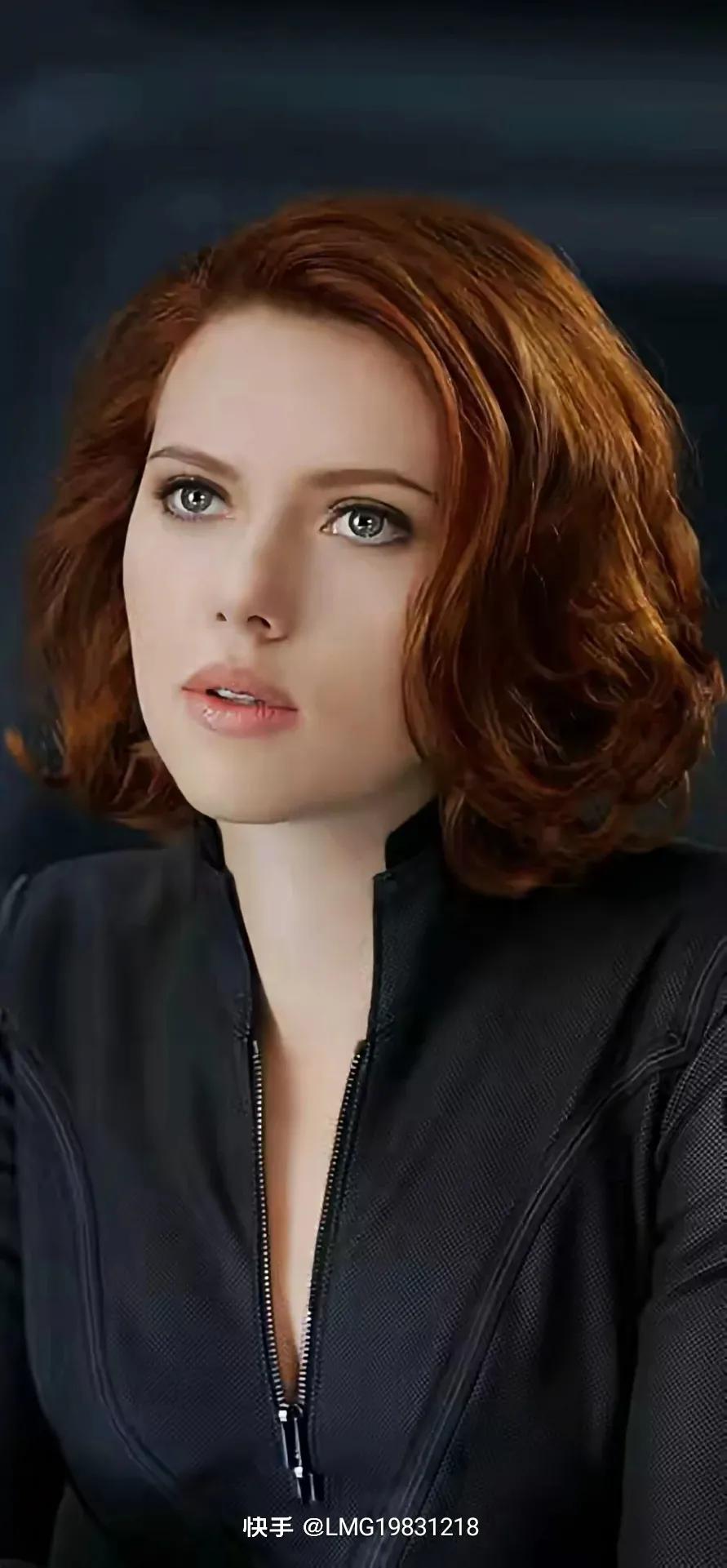 Scarlett Johansson - iNEWS