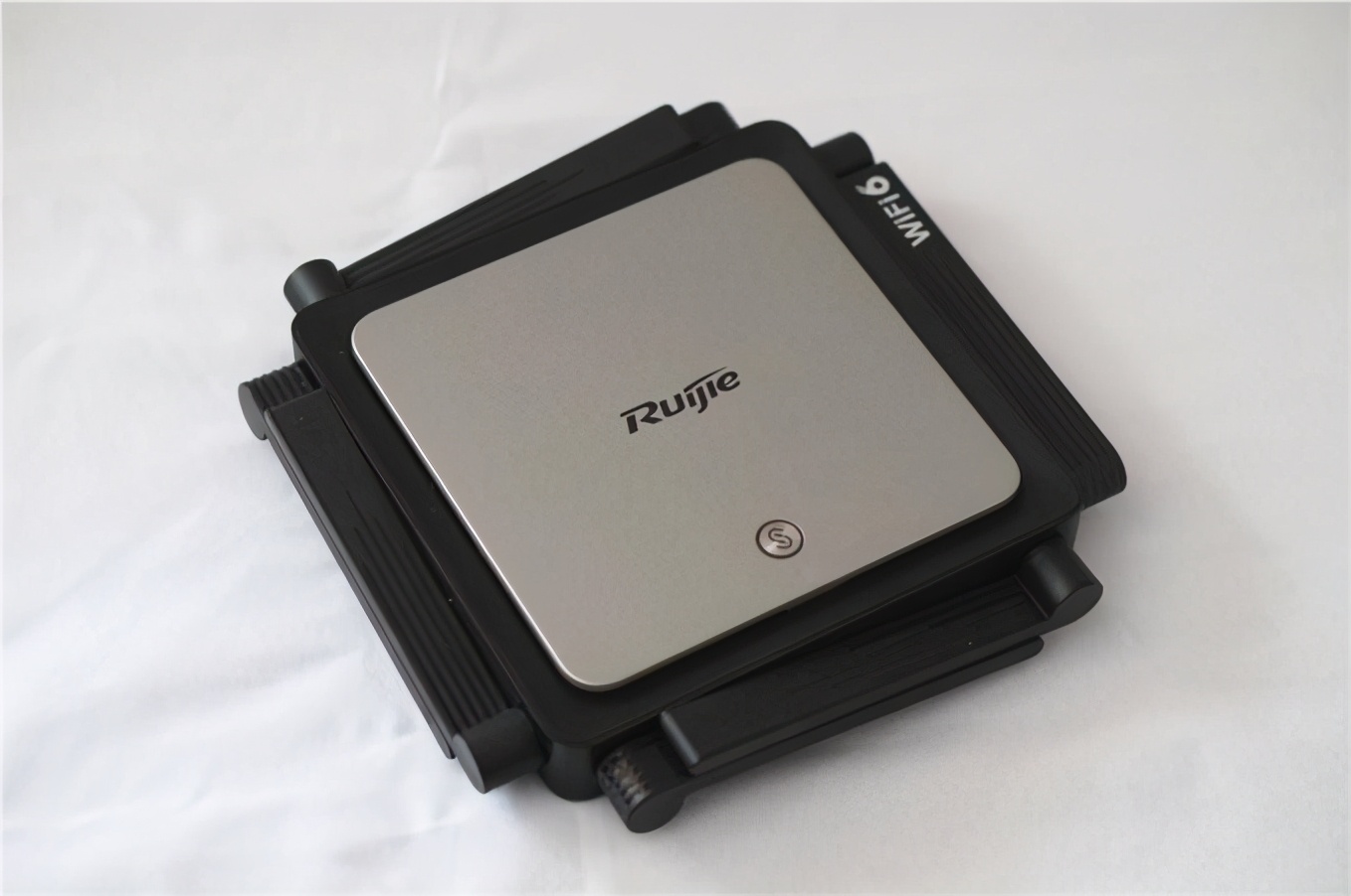 8 antennas, Gigabit dualband, support WIFI6, Ruijie Xingyao X32 Pro