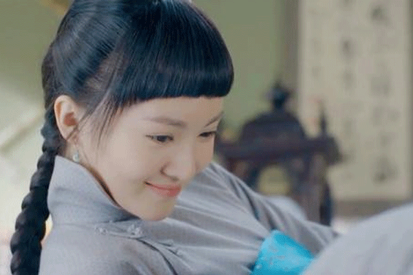 Zheng Shuang and Zhang Han gave a generous hug. Deng Lun and Jinchen ...