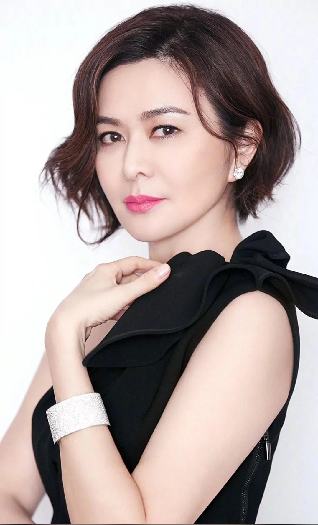 Hong Kong actress Rosamund Kwan - iNEWS