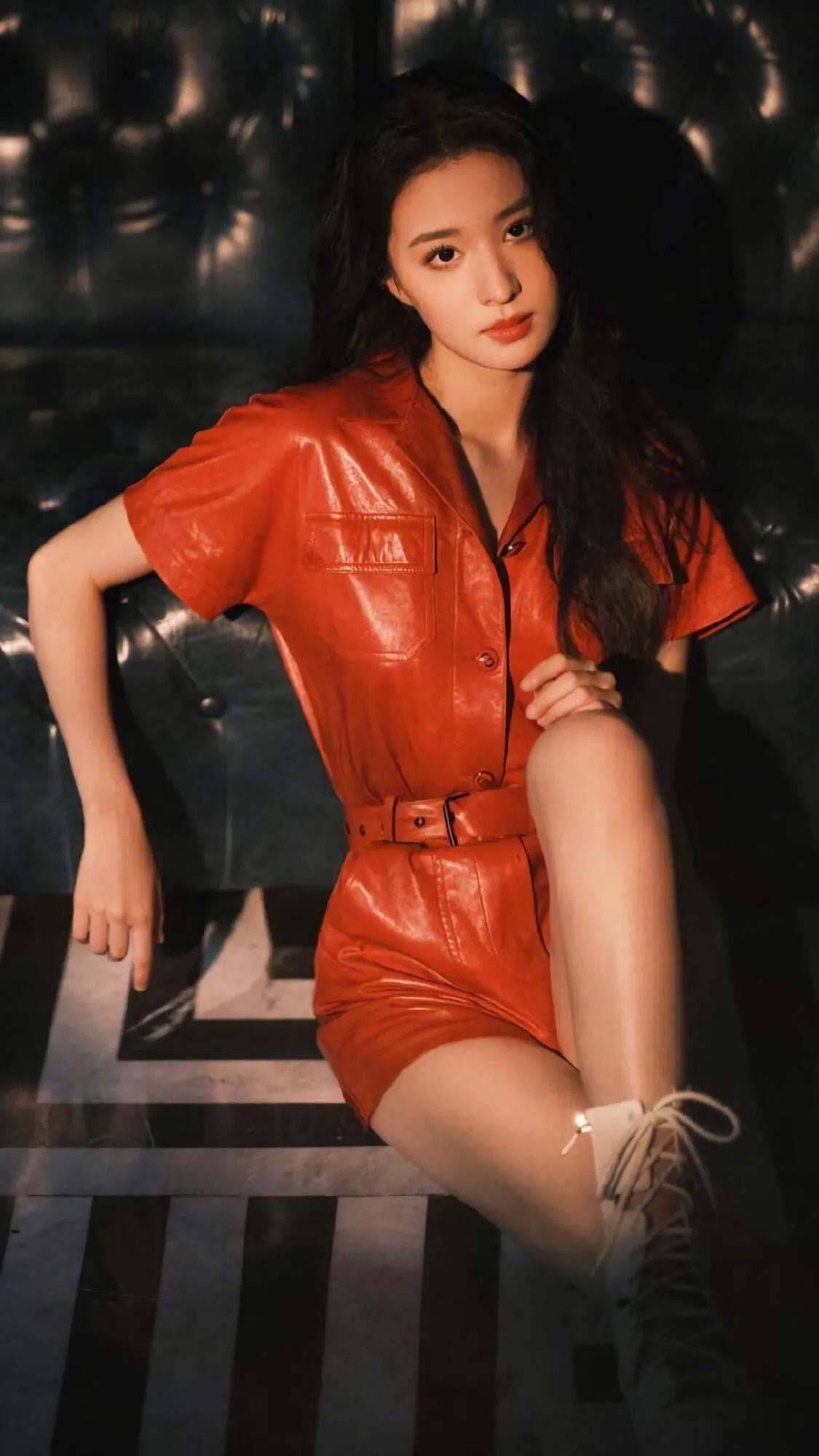 Star Fashion Wang Churan - iNEWS