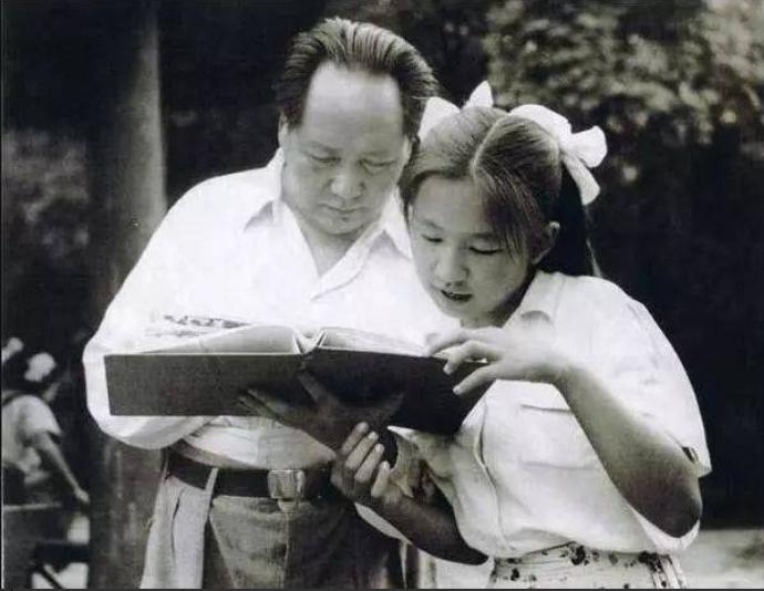 In 1984, Mao Zedong's daughter Li Na returned to Shaoshan incognito ...