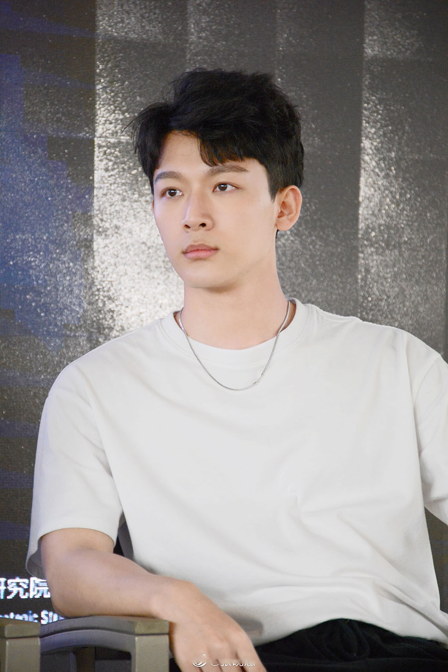 Bai Yufan Zhang Wanyi likes to mention the "individual" actor. To put ...