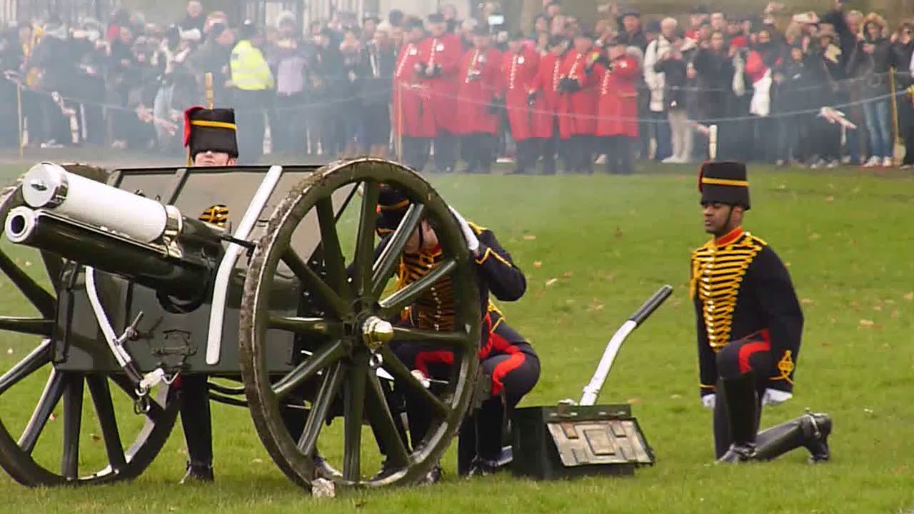 Why Is The 21st Gun Salute The Highest Standard Of Etiquette? - INEWS