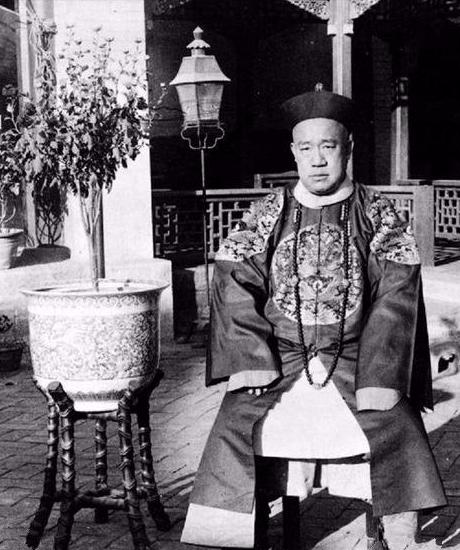 In 1948, Yoshiko Kawashima was shot in Peking. The body held a ball of ...