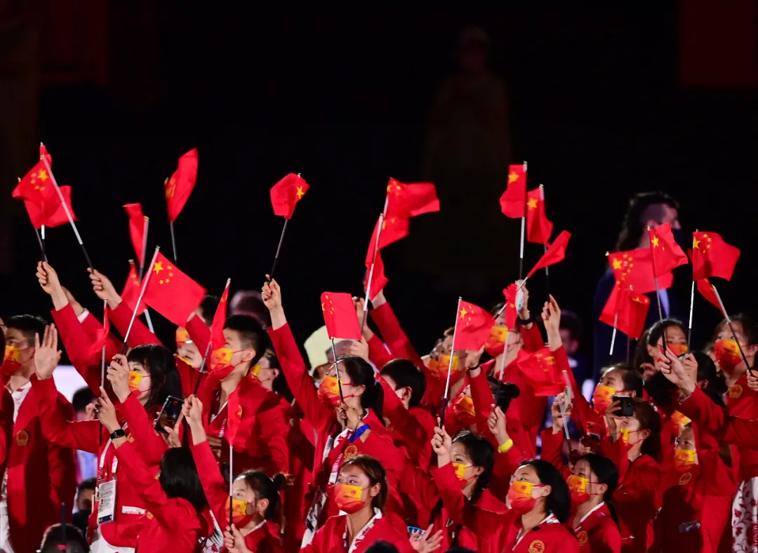 Chinese Olympic delegation, debut - iNEWS