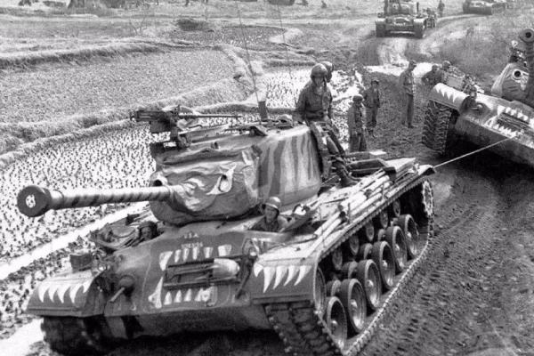 Break through the armor of the U.S. Emperor!The 215 tank destroyed five ...