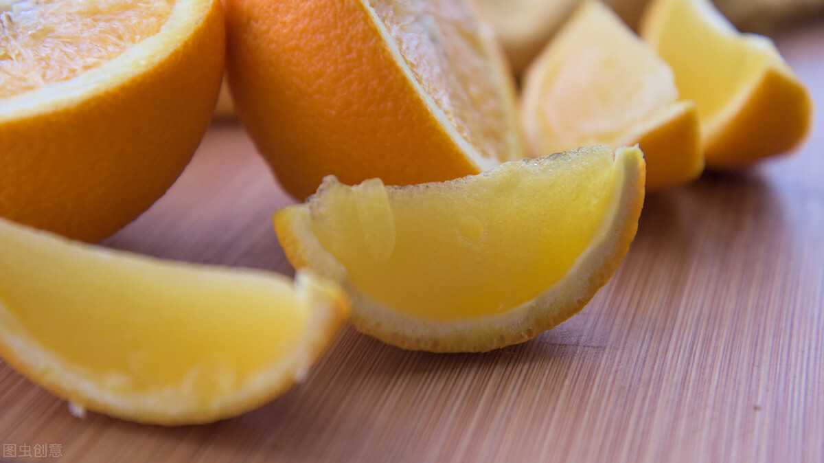 Grapefruit should not be taken during breast cancer medication, otherwise the side effects will