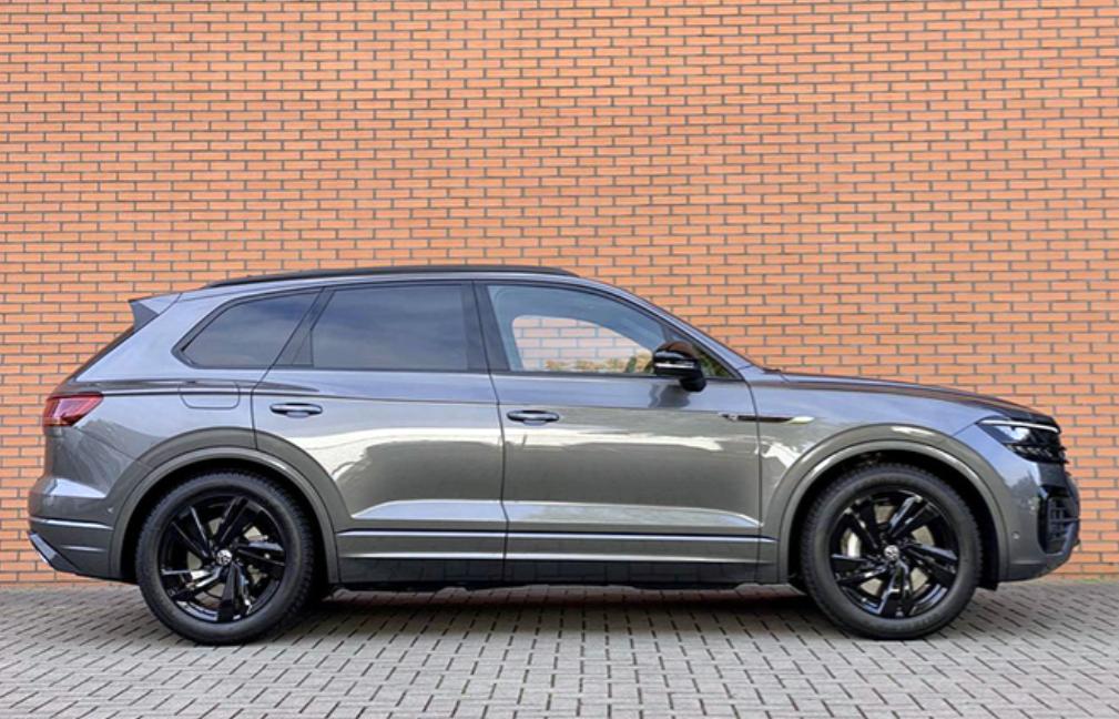 Same platform as Audi Q7 and Porsche Cayenne iNEWS