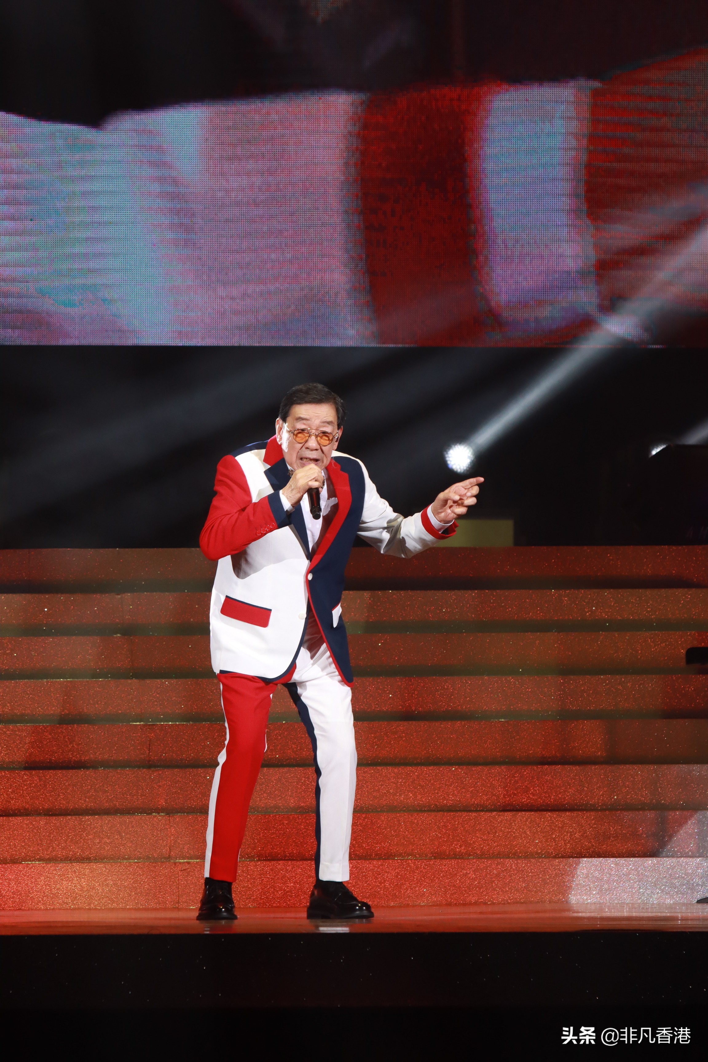 Hun Feng Hu Feng concert - iNEWS