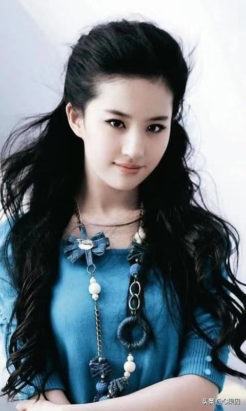 She is Liu Yifei from 