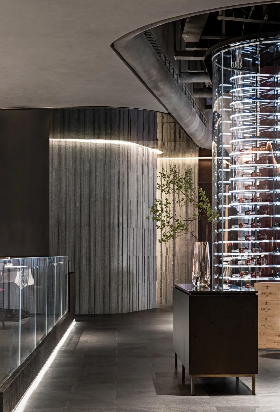 The new highend Chinese restaurant brand "Wanwei" is launched, and the