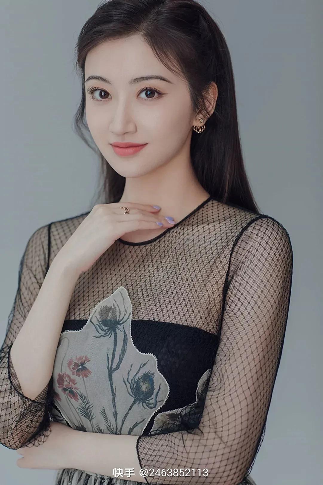 Jing Tian Photo Album - Inews