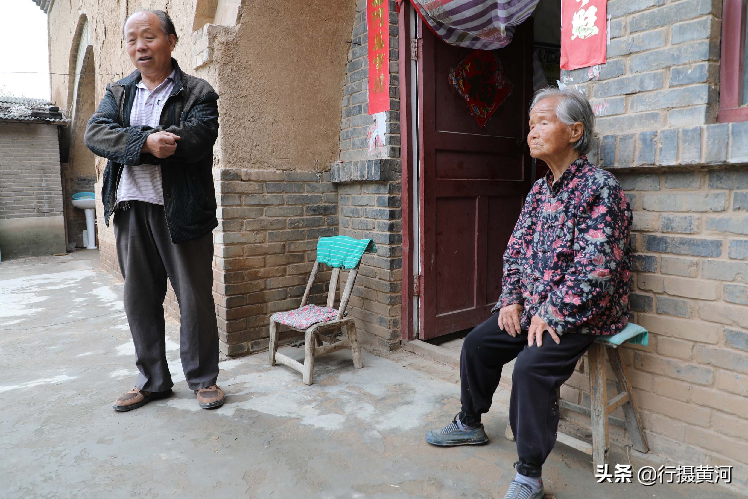 The 94-year-old grandmother of Shanxi is only 1.4 meters tall and ...