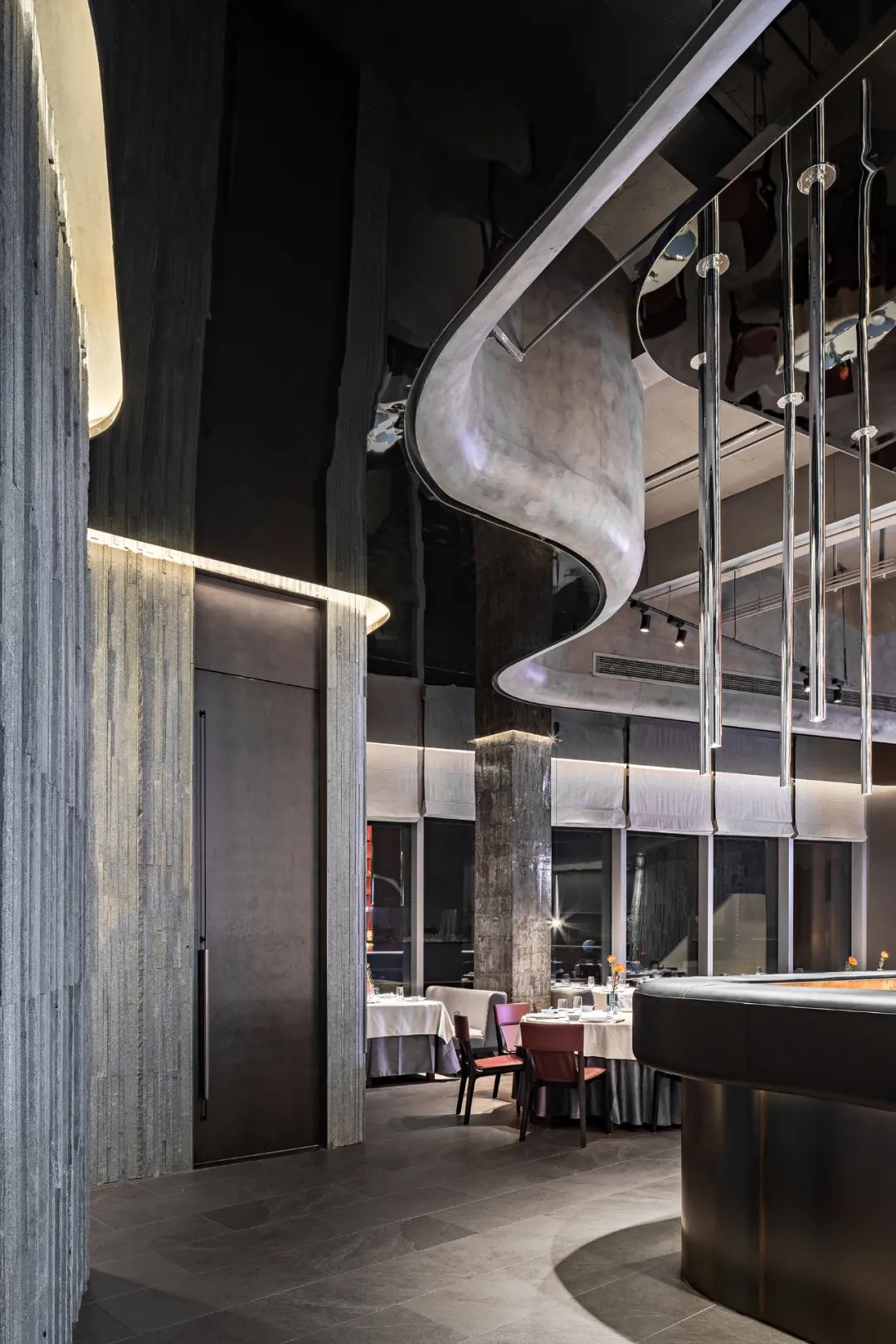 The new highend Chinese restaurant brand "Wanwei" is launched, and the