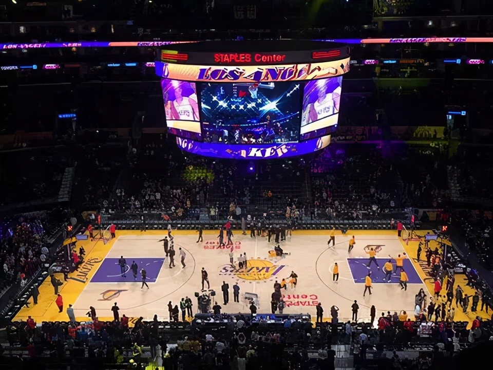 Only 7.5 teams in the NBA have their own arenas. How much do other