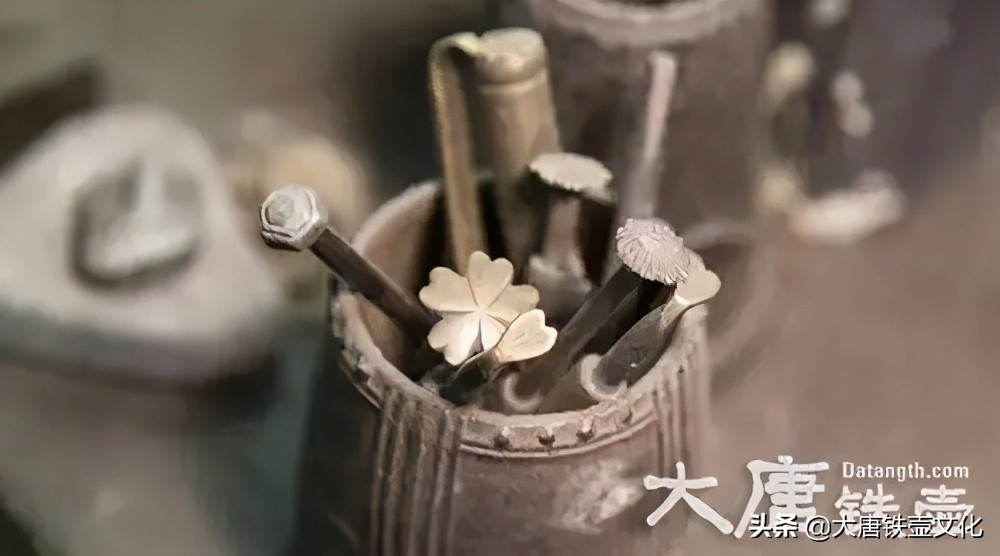 Why are Japanese iron pots so expensive? iNEWS
