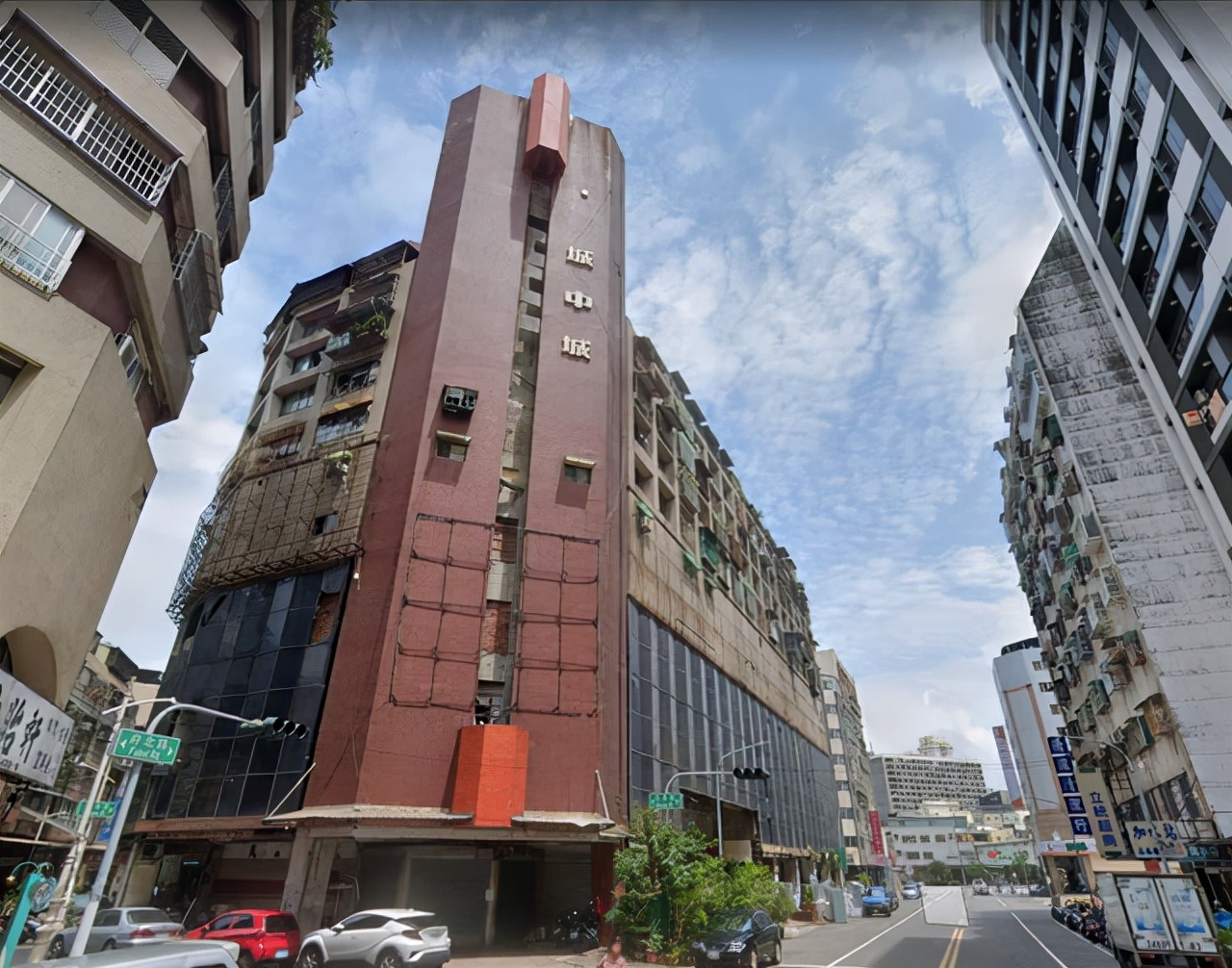 The city in the city was originally the first ghost building?Internal ...