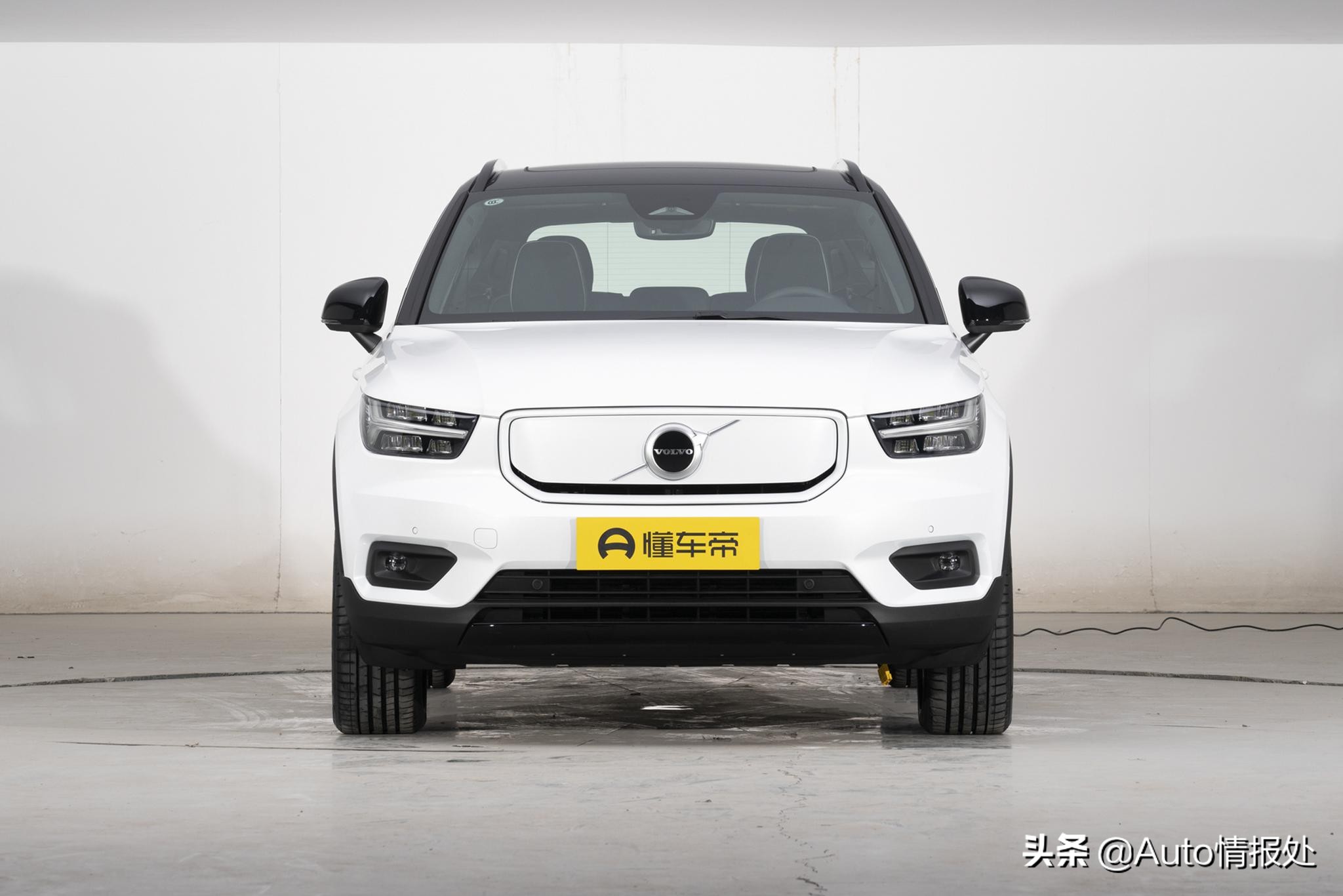 The safest electric car Volvo XC40 pure electric version drops 58,000