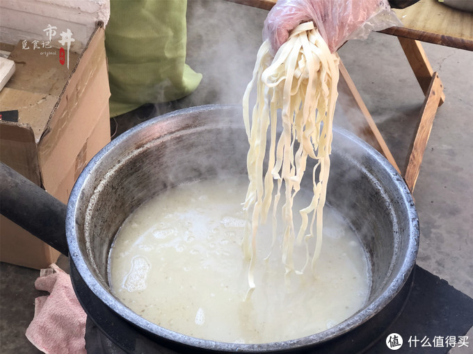 煮排骨猪骨头时，记住“2不放3窍门”，肉香味道正，汤鲜香-图片11