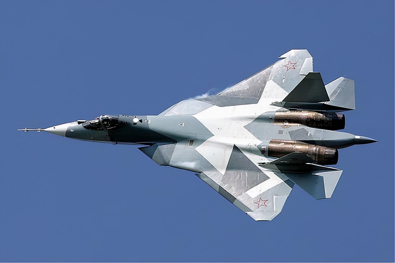 Su-57 is powerful: equipped with K-77M long-range air-to-air missiles ...