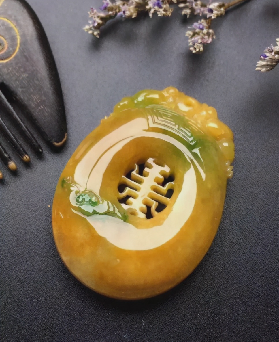 All colors of jade, why is yellow and green jade so expensive?How to