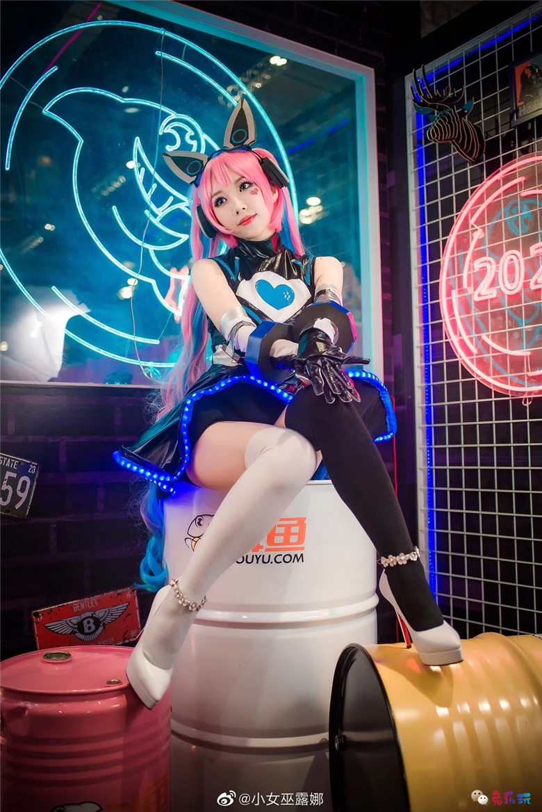 小女巫露娜丨《王者荣耀》安琪拉