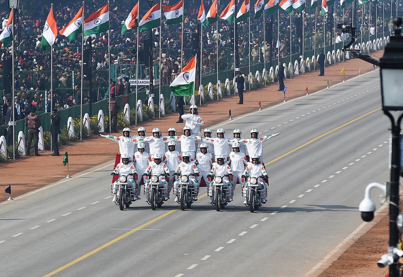 Invincible! Indian Army Motorcycle Show Team - iNEWS