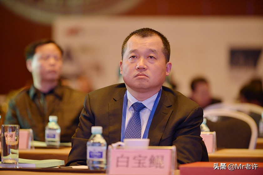 Xinxiang was born 4 "ten billionaires", with an average net worth of 34